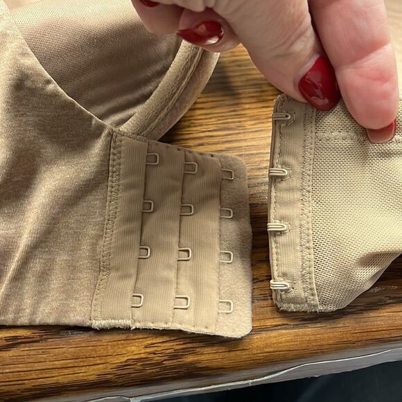 Cacique True Embrace T-Shirt Bra Tan sz 44DDD - Picture 3 of 5